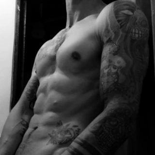 Tom😈