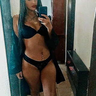 Denise💫