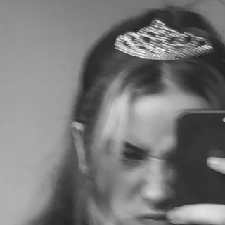 ⛓🔪 // 👑🥺