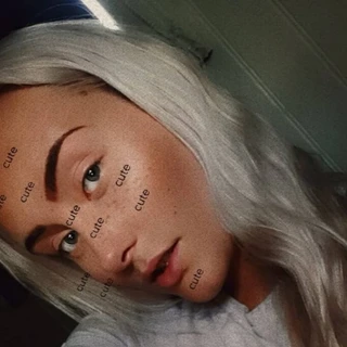 ✶ 🎀 𝕶𝖎𝖓𝖐𝖞 𝕭𝖑𝖔𝖓𝖉𝖊 🎀 ✶
