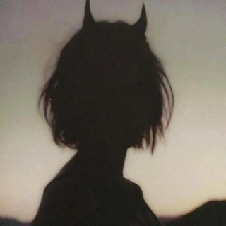 DEVILSDAUGHTER🖤