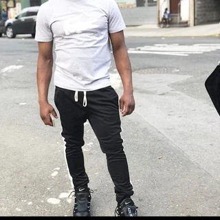 DevinsRoom🥵