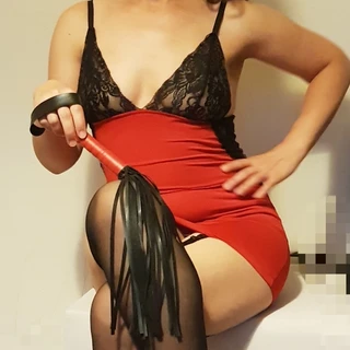 Dilek Hotwife