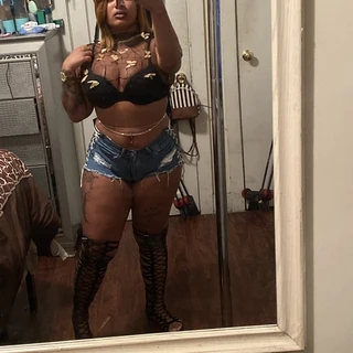 NaughtyGirl
