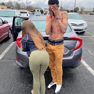 <3