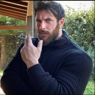 Dom.Khan