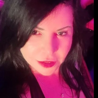 Mistress Lola