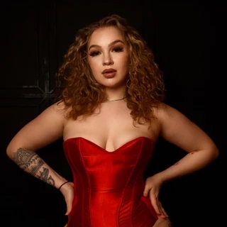 rose 🥀