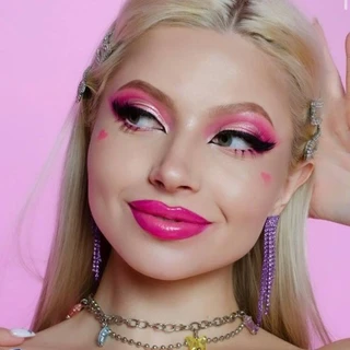Nastya 💋
