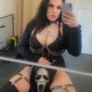 Dropdeaddoll