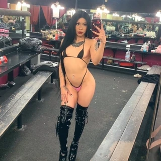 💋