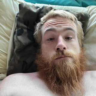 Clinton hoelzle