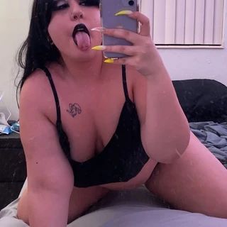 ❤️‍🔥𝐸𝒹𝑒𝓃 𝒞𝑜𝓍 🖤