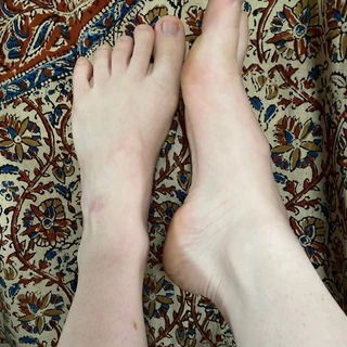 👣EatMyFeet- Bris Tasty Tootsies👣