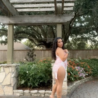 Elena Latina MAMI