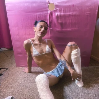 Elle Marz 🐇 vip