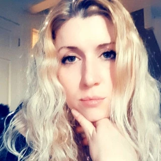 EllieC