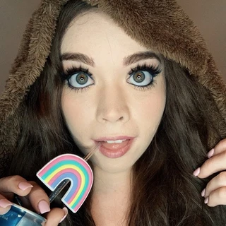 Ellie Graye