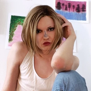 Elsa Honey