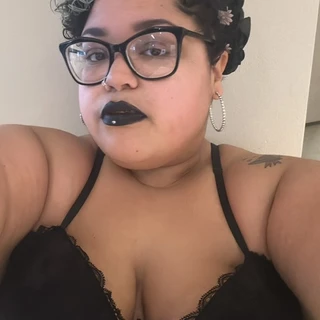 ✨ BBW Witch