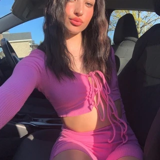Emma 🌹😈