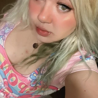 Em😈