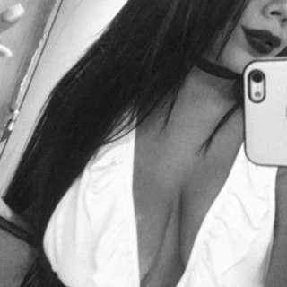 Emmi 🔥