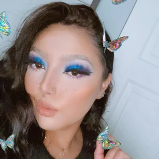 E <3