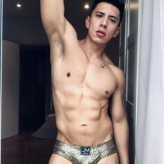 Erik Ulises