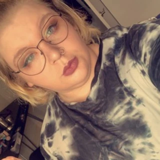 Emi 🍄