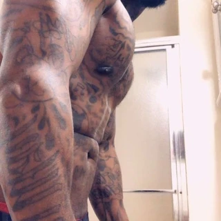 DJ