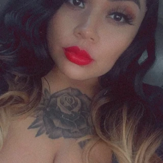 Selena💚 💋
