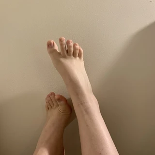 Feet Baby <3