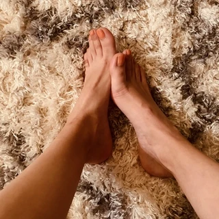 Feets. Beets. Battlestar Galactica.