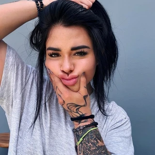 Bella