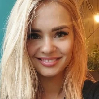 Innosent girl Annabelle