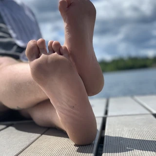 Fruity ✨🌈👣