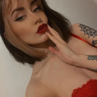 Meg🖤