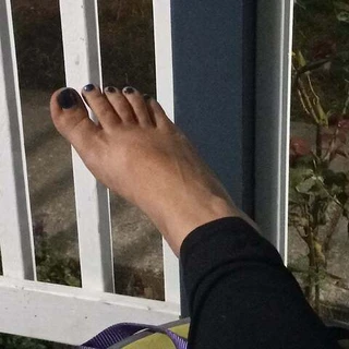 4Feet4U