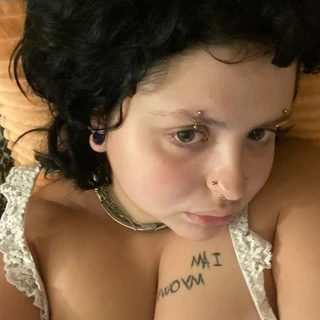 flo <33