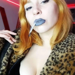 V E S A N I A - DOM & FETISH