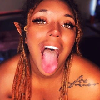 ✧･ﾟ: *✧ Lexi ✧*:･ﾟ✧