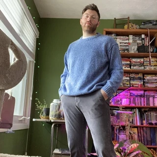 <>