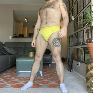 FuzzyPeachPigBoi96 🍑🐽