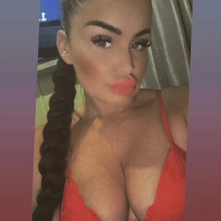 Gemma🍑😈💦
