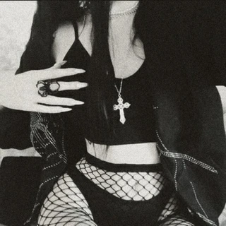 𝖌𝖍𝖔𝖛𝖑𝖇𝖛𝖓𝖓𝖎 🌿