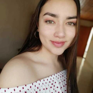 Mia💜