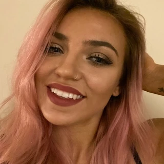 QUEENG