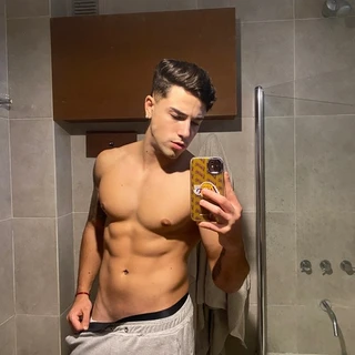 ⚜️ 𝓜𝓐𝓝𝓤 𝓖𝓞𝓛𝓓𝓔𝓝 ⚜️