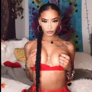 Adriana 🍭